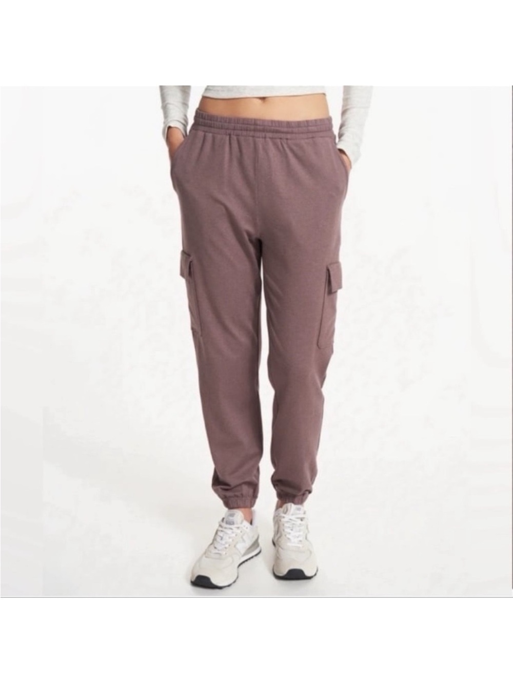 VUORI boyfriend cargo joggers